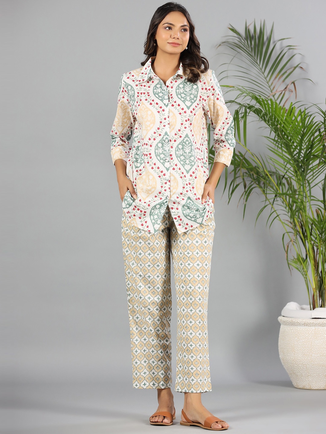 

mirari Ethnic Motifs Printed Pure Cotton Shirt & Trousers, White
