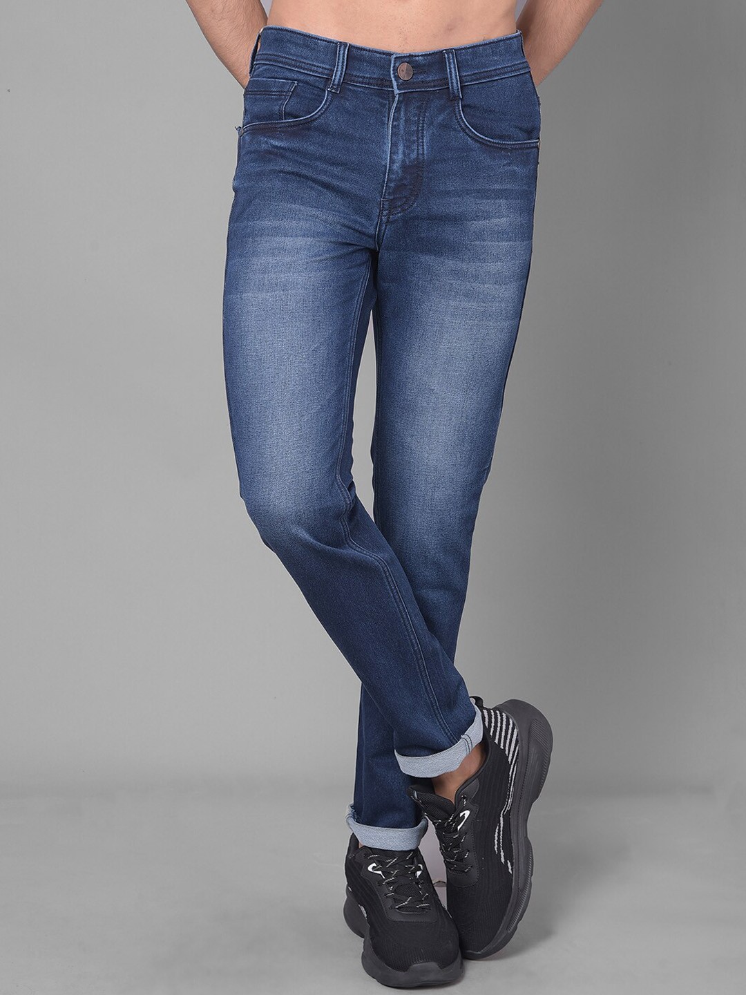 

COBB Men Slim Fit Light Fade Clean Look Jeans, Blue