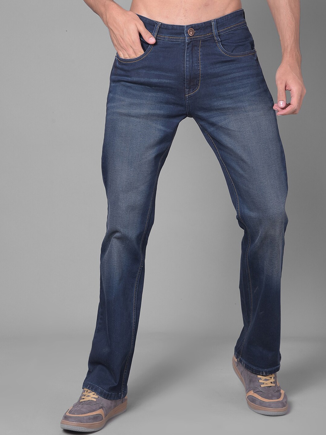 

COBB Men Mid-Rise Light Fade Clean Look Jeans, Navy blue