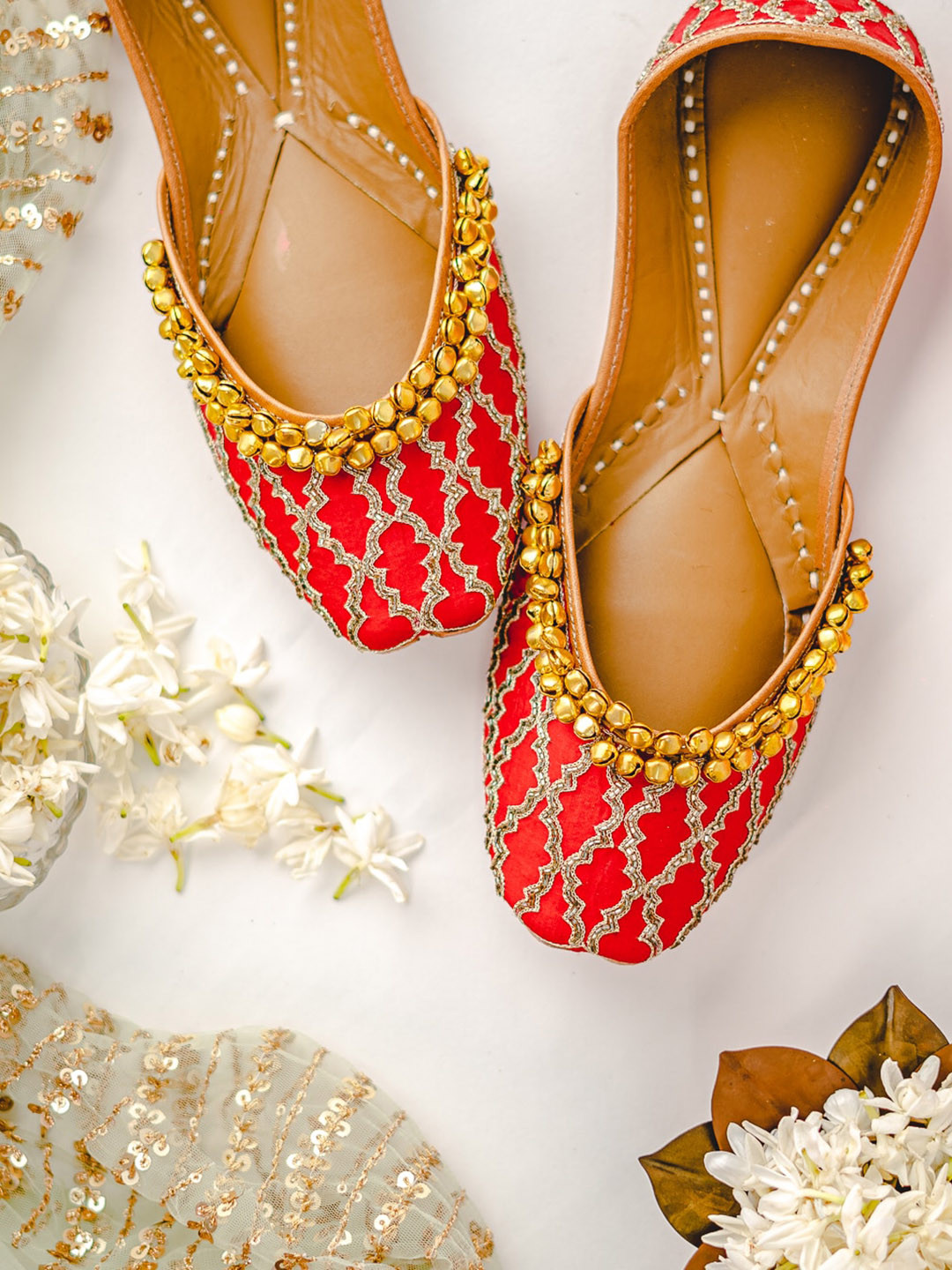 

NR By Nidhi Rathi Square Toe Ethnic Embellished Mojaris, Red