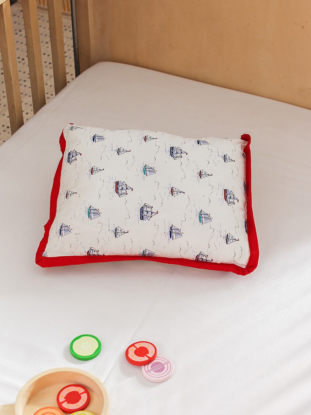 

House This White Printed Cotton Pillow Cover