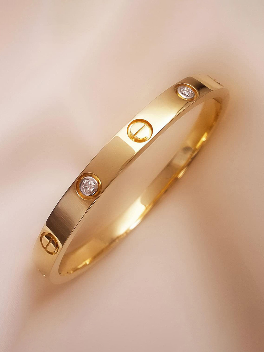 

MEENAZ Unisex Gold-Plated Bangle-Style Bracelet