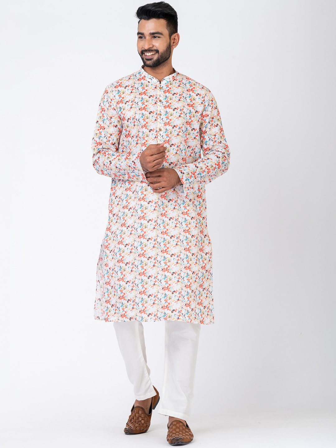

HU - Handcrafted Uniquely Floral Printed Mandarin Collar Kurta, White