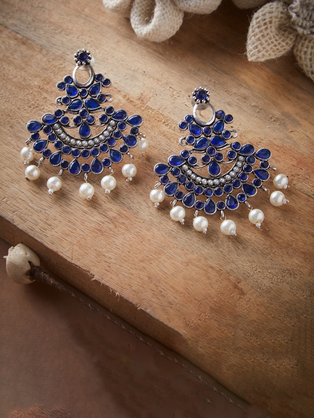 

ATIBELLE Silver-Plated Pearls Contemporary Chandbalis
