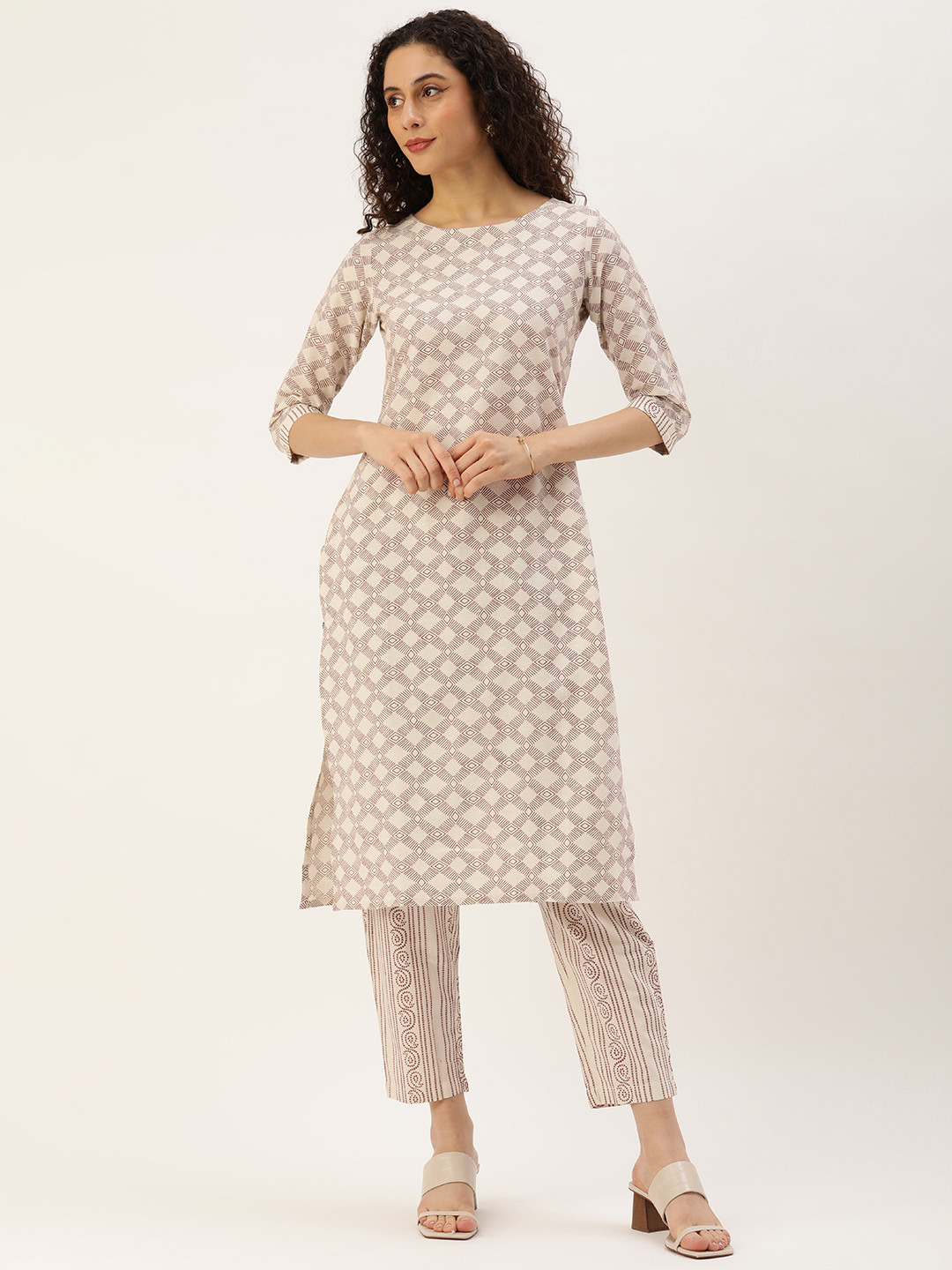 

Saanjh Women Geometric Printed Regular Kurta with Trousers, Off white