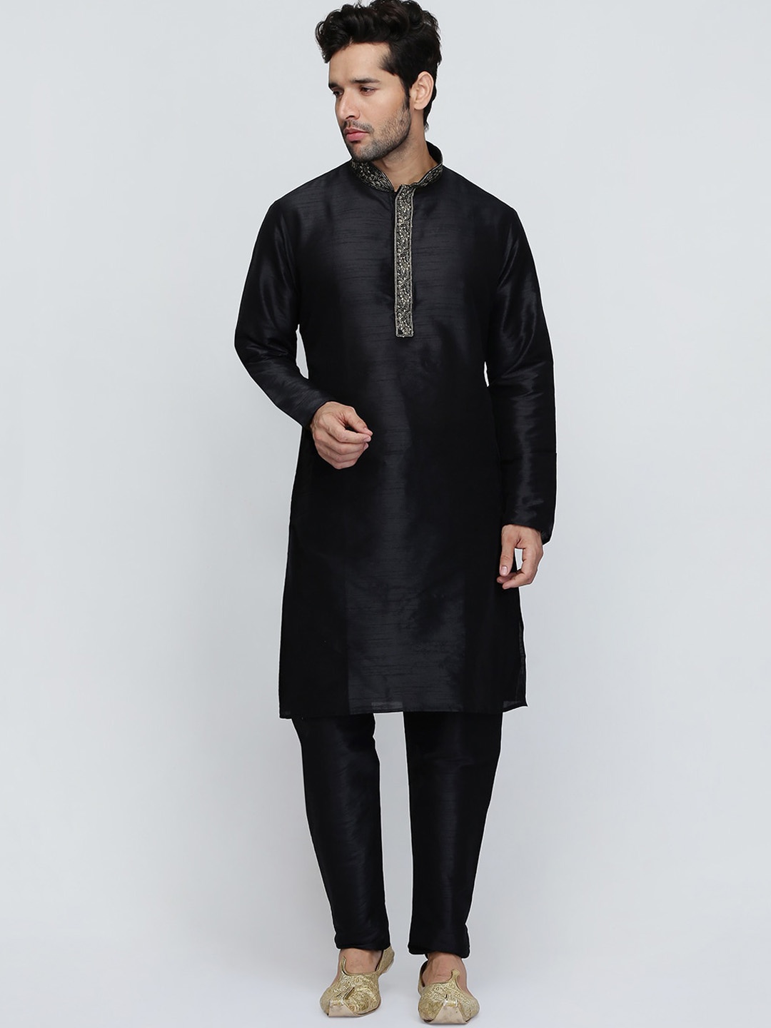 

ROYAL KURTA Mandarin Collar Thread Work Straight Kurta, Black