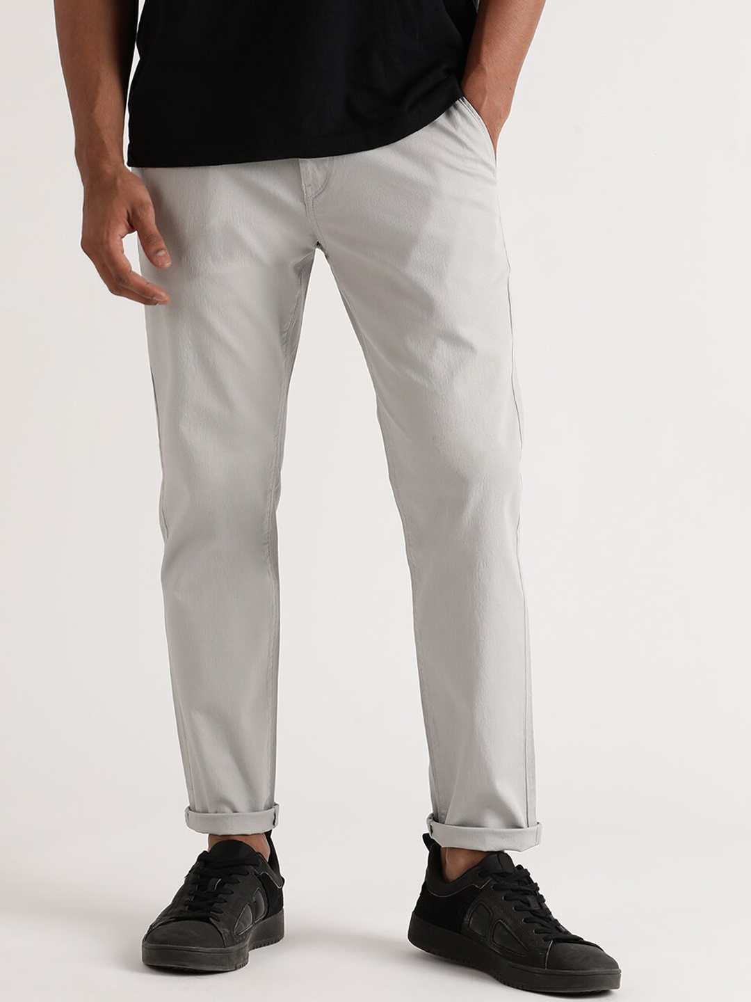 

Old Grey Men Slim Fit Mid-Rise Cotton Chinos Trousers