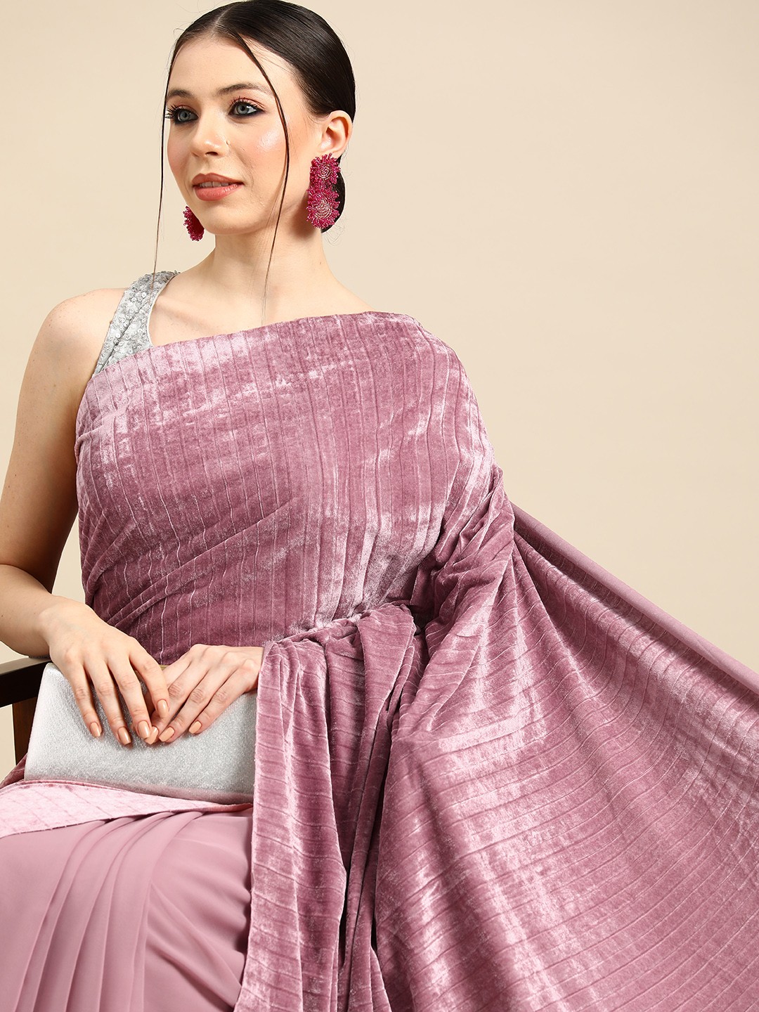 

Tikhi Imli Solid Ruffles Velvet Saree, Pink
