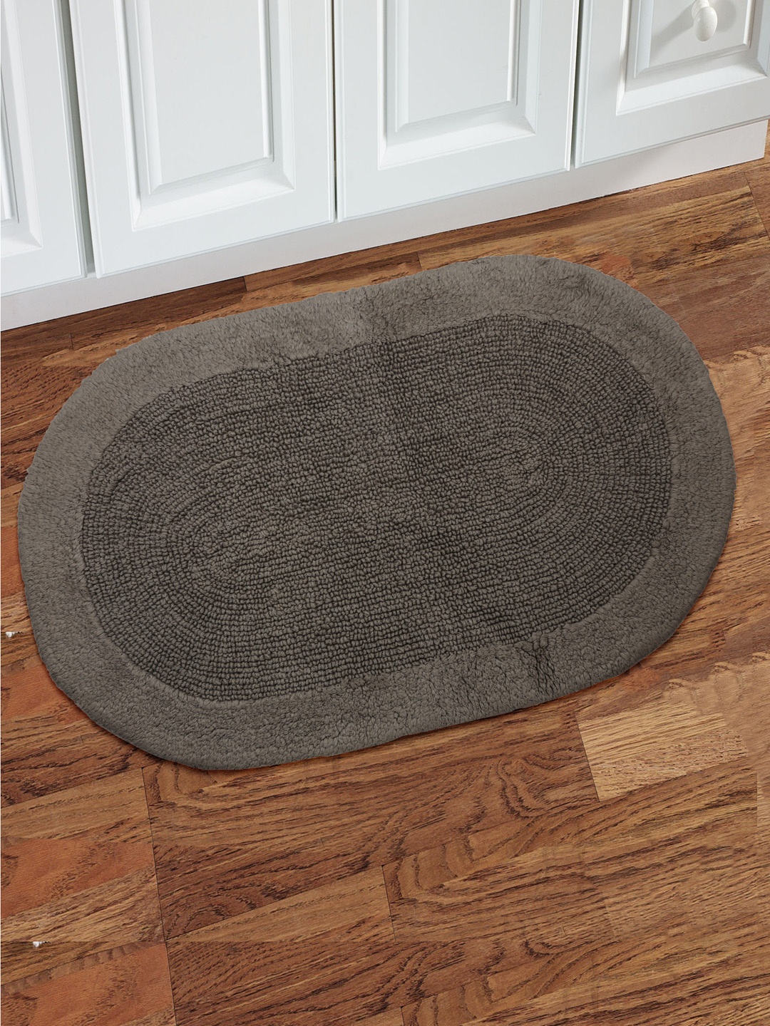 

MASPAR Grey Colorart Grassy Ground Oval-Shaped Bath Rug