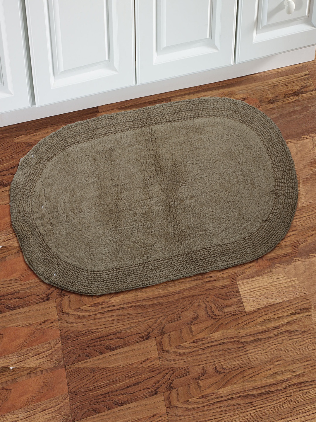 

MASPAR Beige Colorart Grassy Ground Oval-Shaped Bath Rug