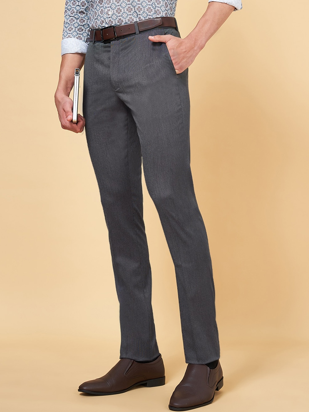 

Peregrine by Pantaloons Men Slim Fit Mid-Rise Formal Trousers, Grey