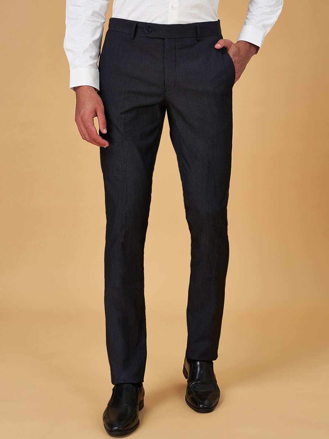 

Peregrine by Pantaloons Men Slim Fit Low-Rise Formal Trousers, Navy blue