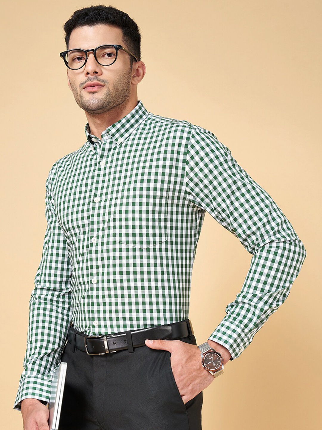 

Peregrine by Pantaloons Slim Fit Gingham Checks Opaque Cotton Formal Shirt, Green