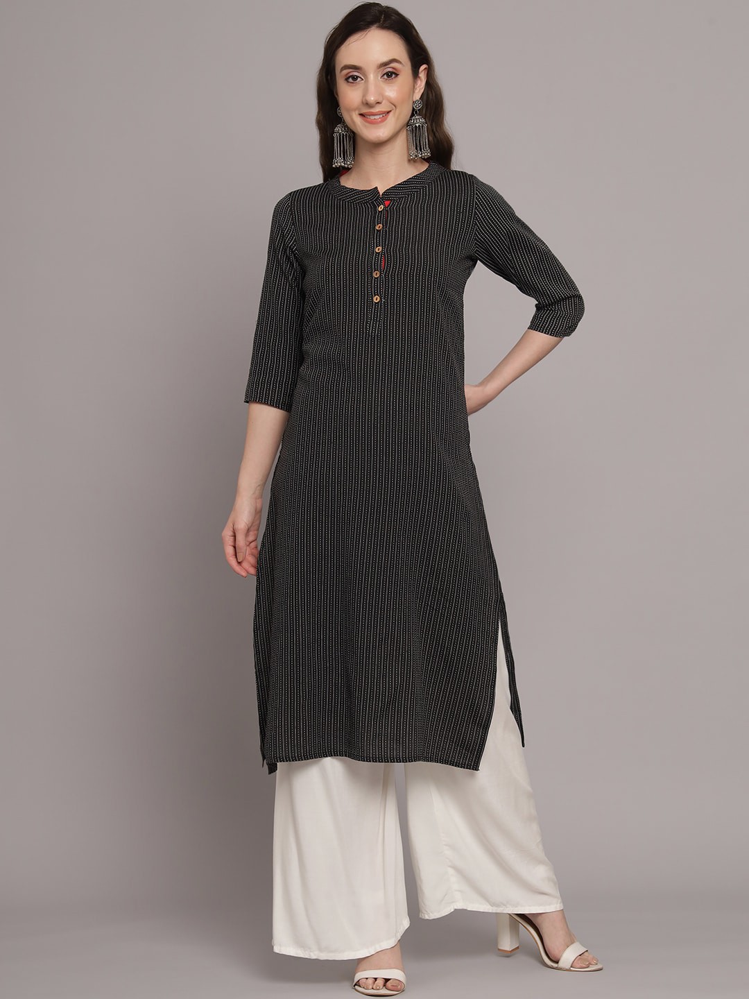

KALINI Striped Mandarin Collar Kurta, Black