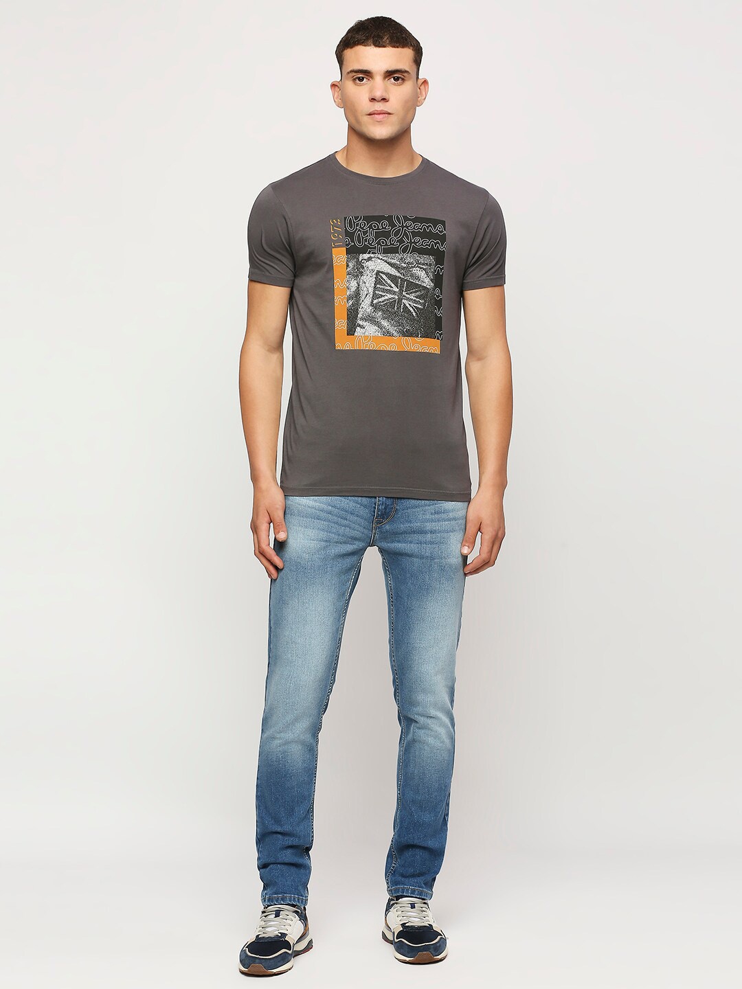 

Pepe Jeans Brand Logo Printed Round Neck Slim Fit Pure Cotton T-shirt, Grey