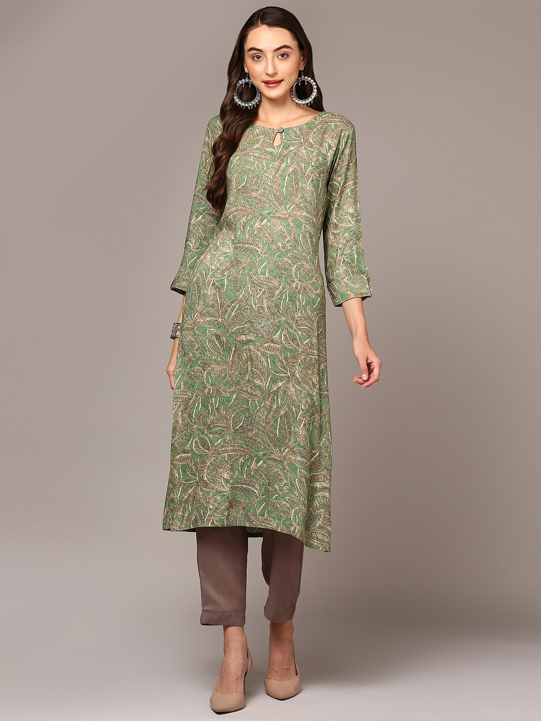 

AHIKA Ethnic Motifs Printed Keyhole Neck Straight Kurta, Green