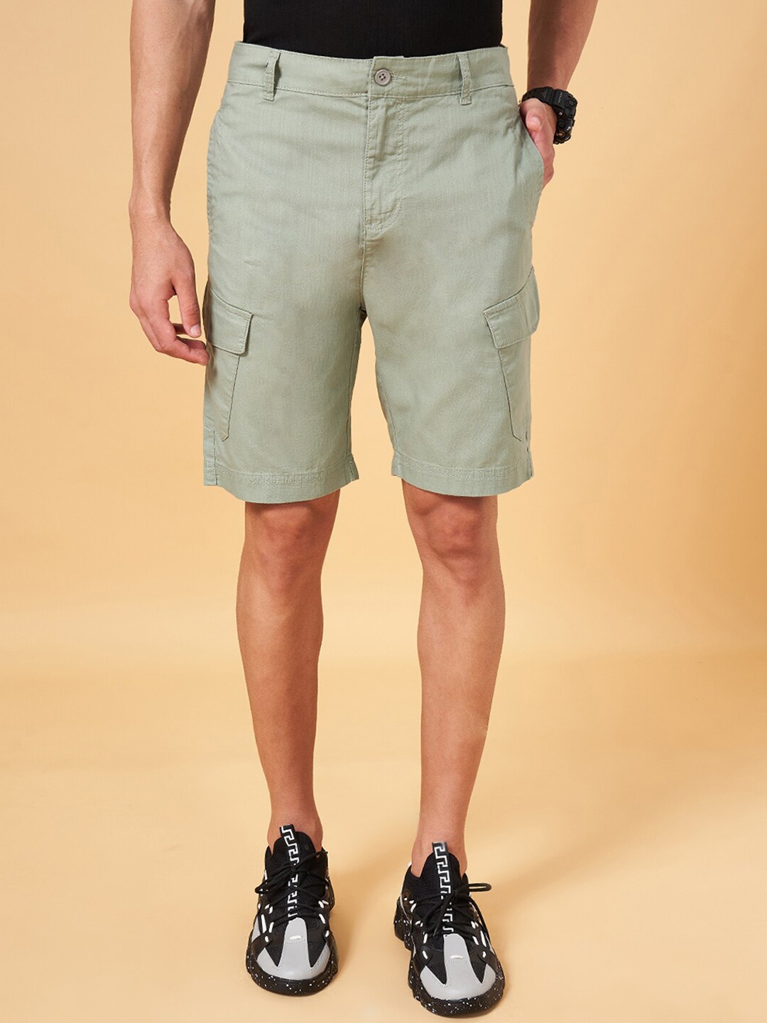 

People Men Loose Fit Mid-Rise Pure Cotton Cargo Shorts, Olive