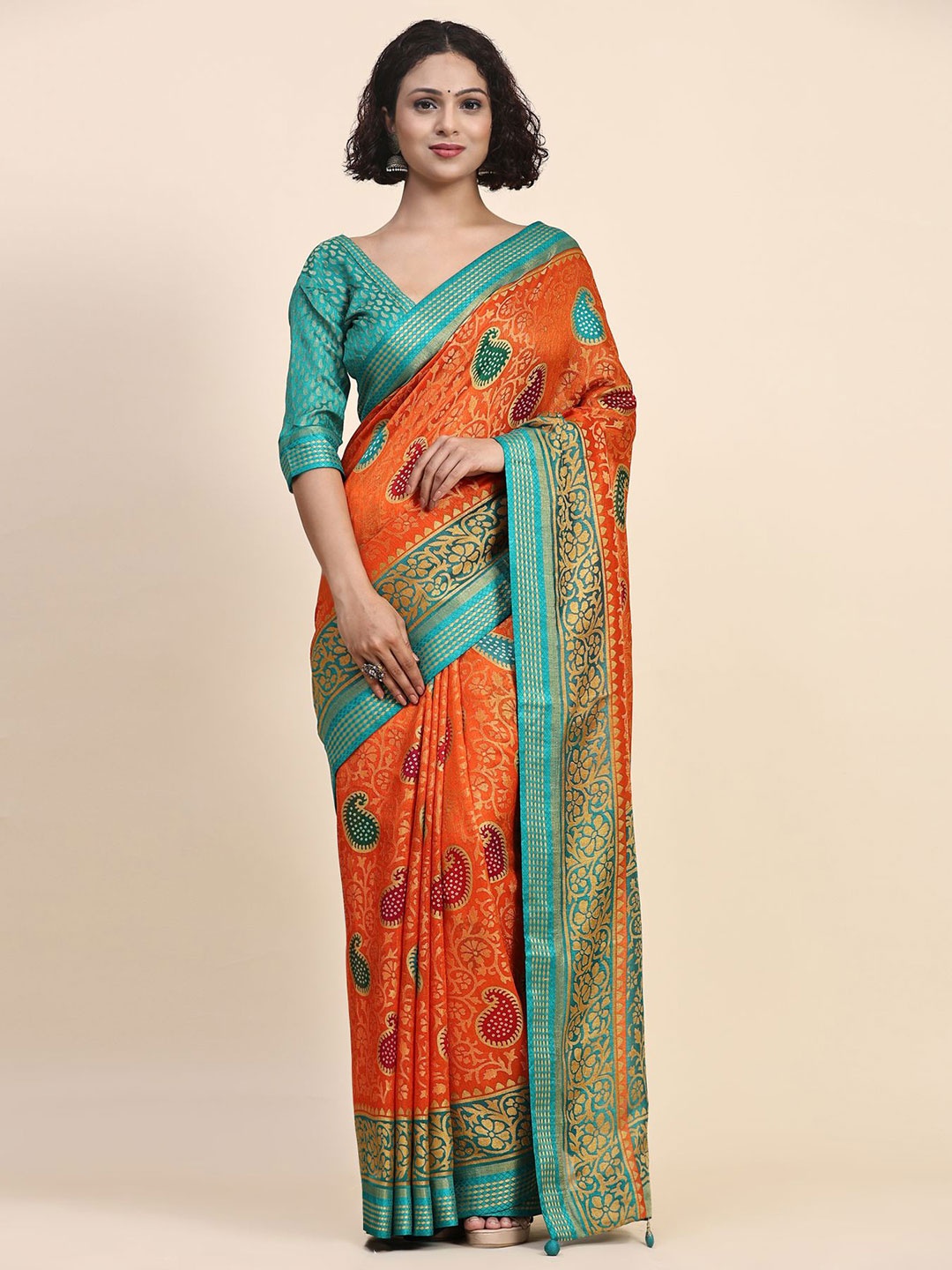 

Phenav Ethnic Motifs Zari Pure Silk Saree, Orange