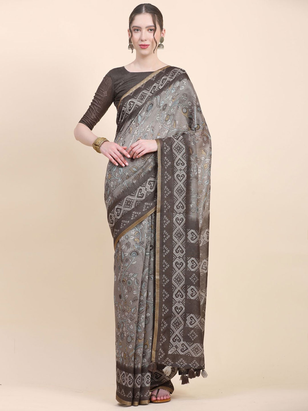 

Phenav Ethnic Motifs Printed Tasseled Pure Silk Saree, Brown