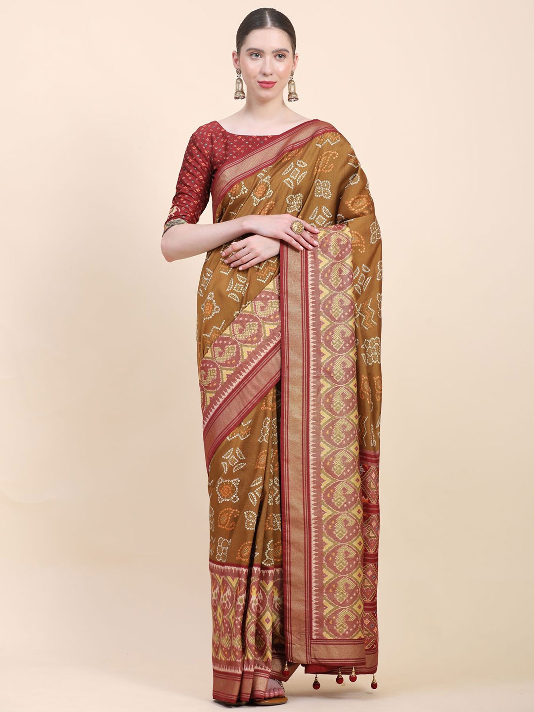 

Phenav Ethnic Motifs Printed Zari Pure Silk Saree, Maroon
