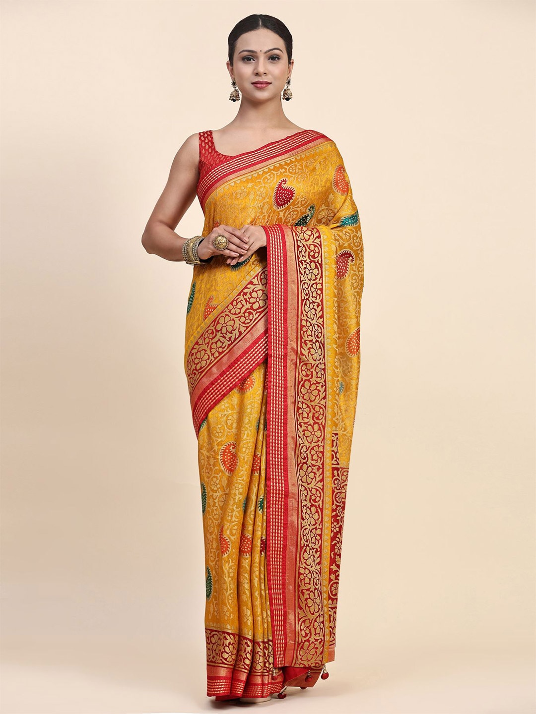 

Phenav Paisley Printed Zari Pure Silk Saree, Yellow