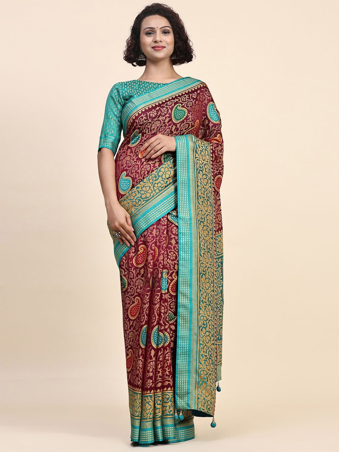 

Phenav Ethnic Motifs Printed Pure Silk Saree, Maroon