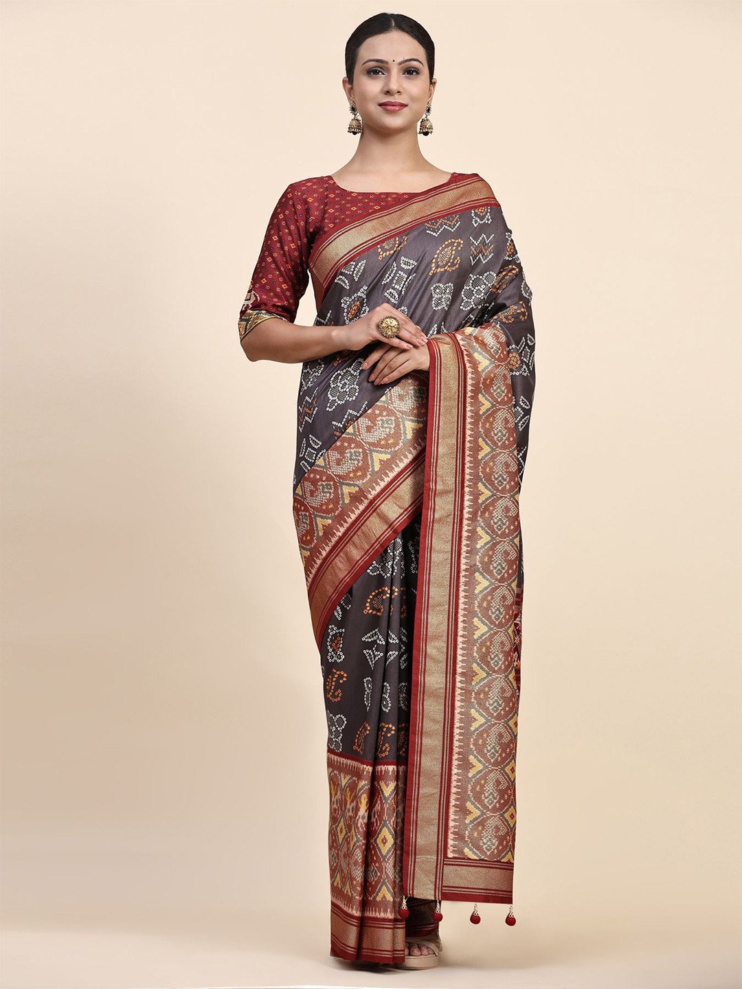 

Phenav Ethnic Motifs Printed Zari Pure Silk Saree, Grey