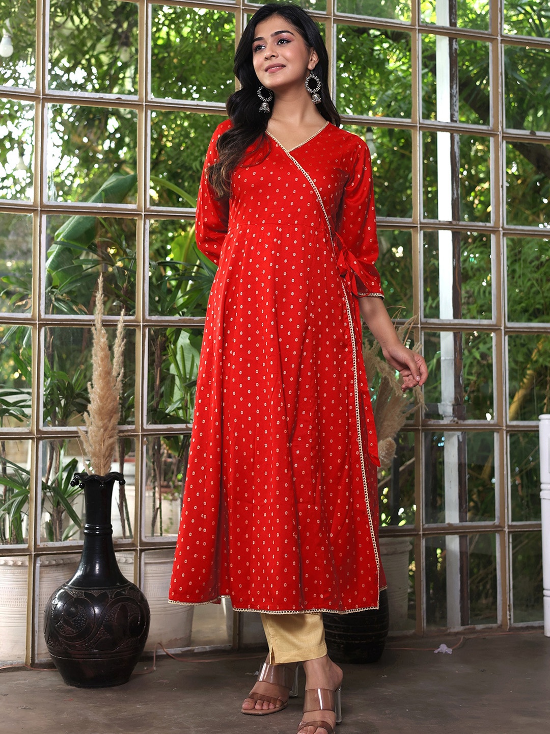 

misbis Geometric Printed Angrakha Pure Silk Kurta With Trousers, Red