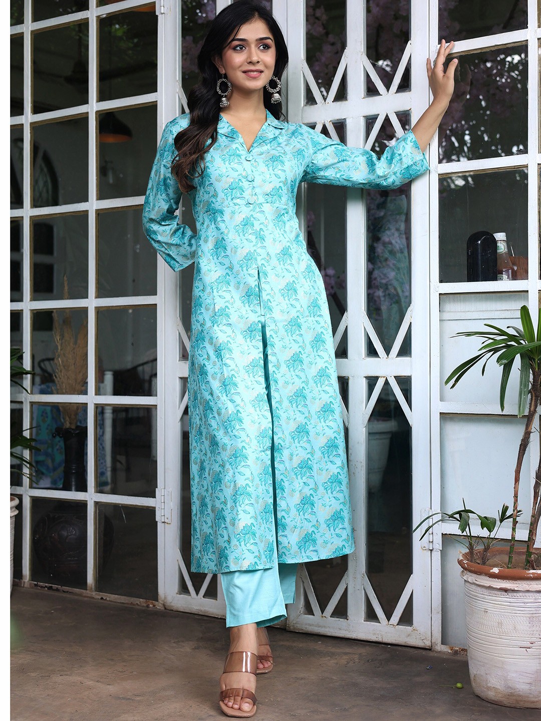

misbis Floral Printed Shirt Collar Pure Cotton Kurta With Trousers, Turquoise blue