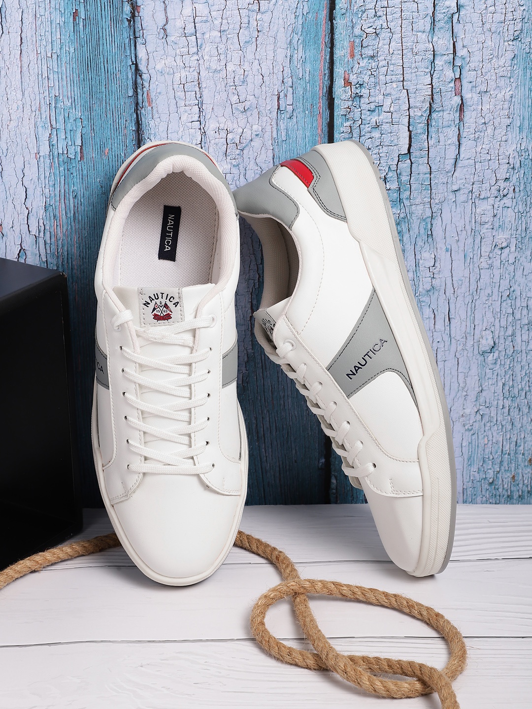 

Nautica Men Leather Colourblocked Sneakers, White
