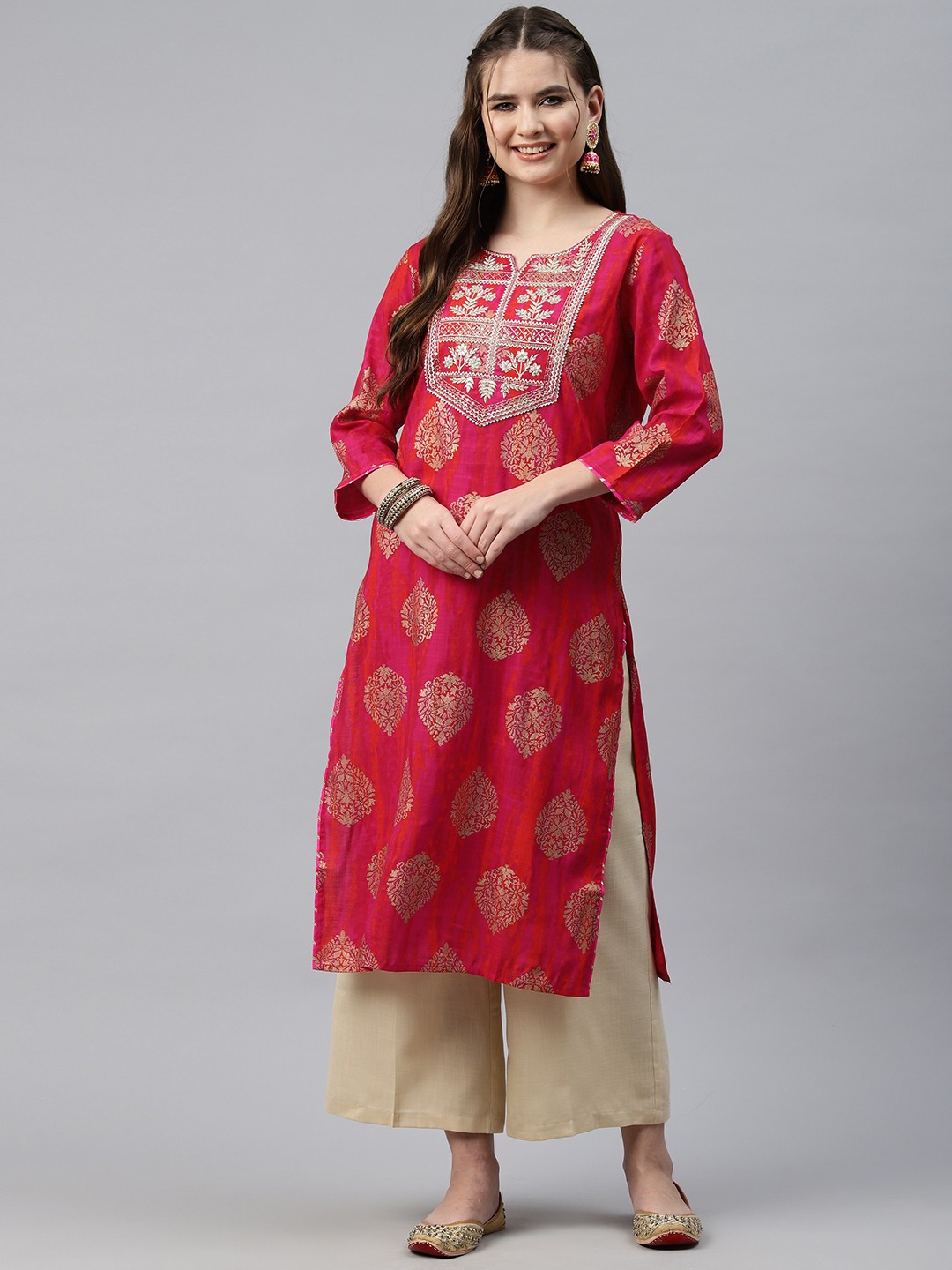 

Readiprint Ethnic Motifs Embroidered Sequinned Pure Cotton Kurta, Magenta