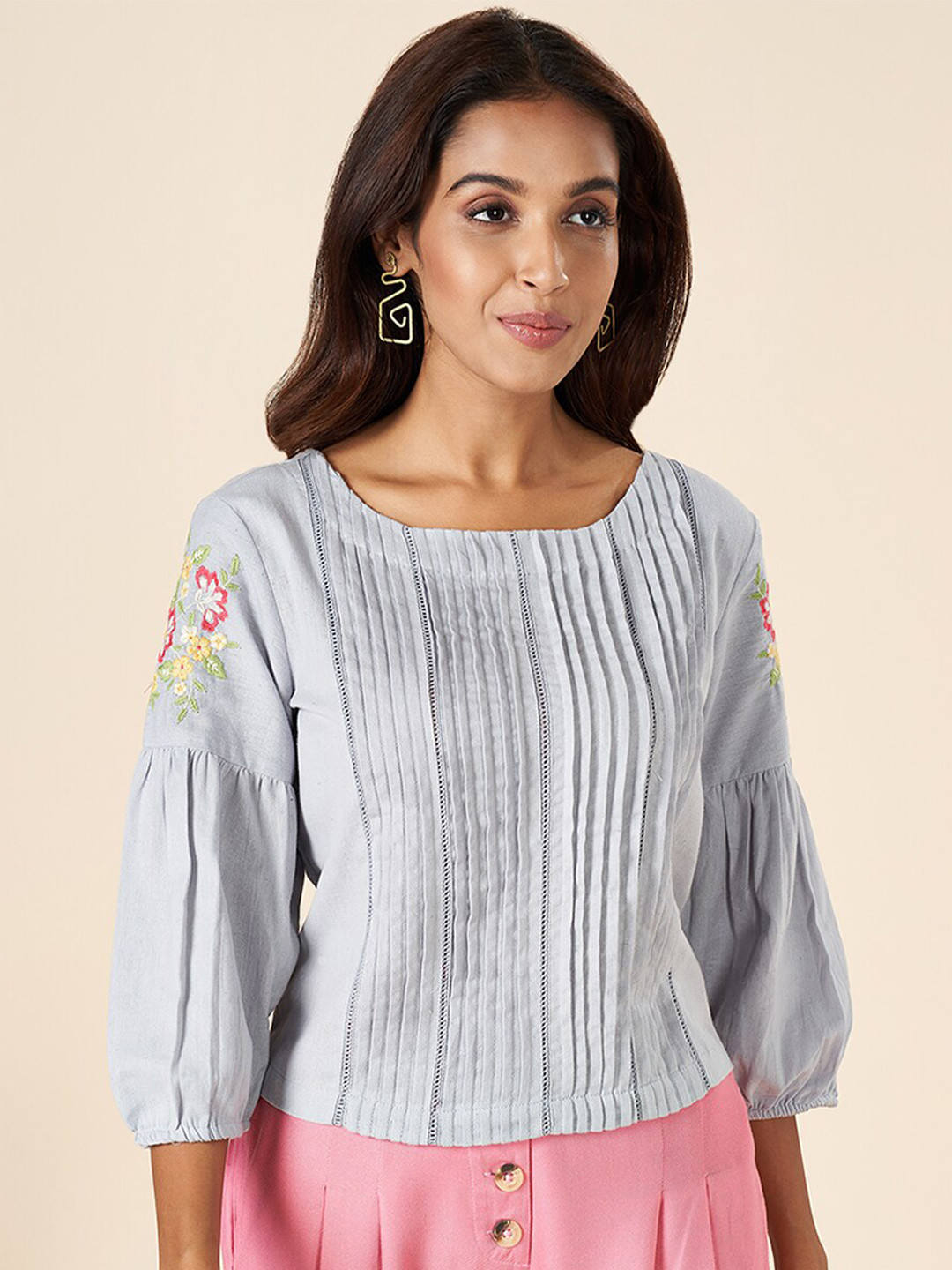 

AKKRITI BY PANTALOONS Round Neck Gathered Or Pleated Puffed Sleeves Cotton Top, Blue