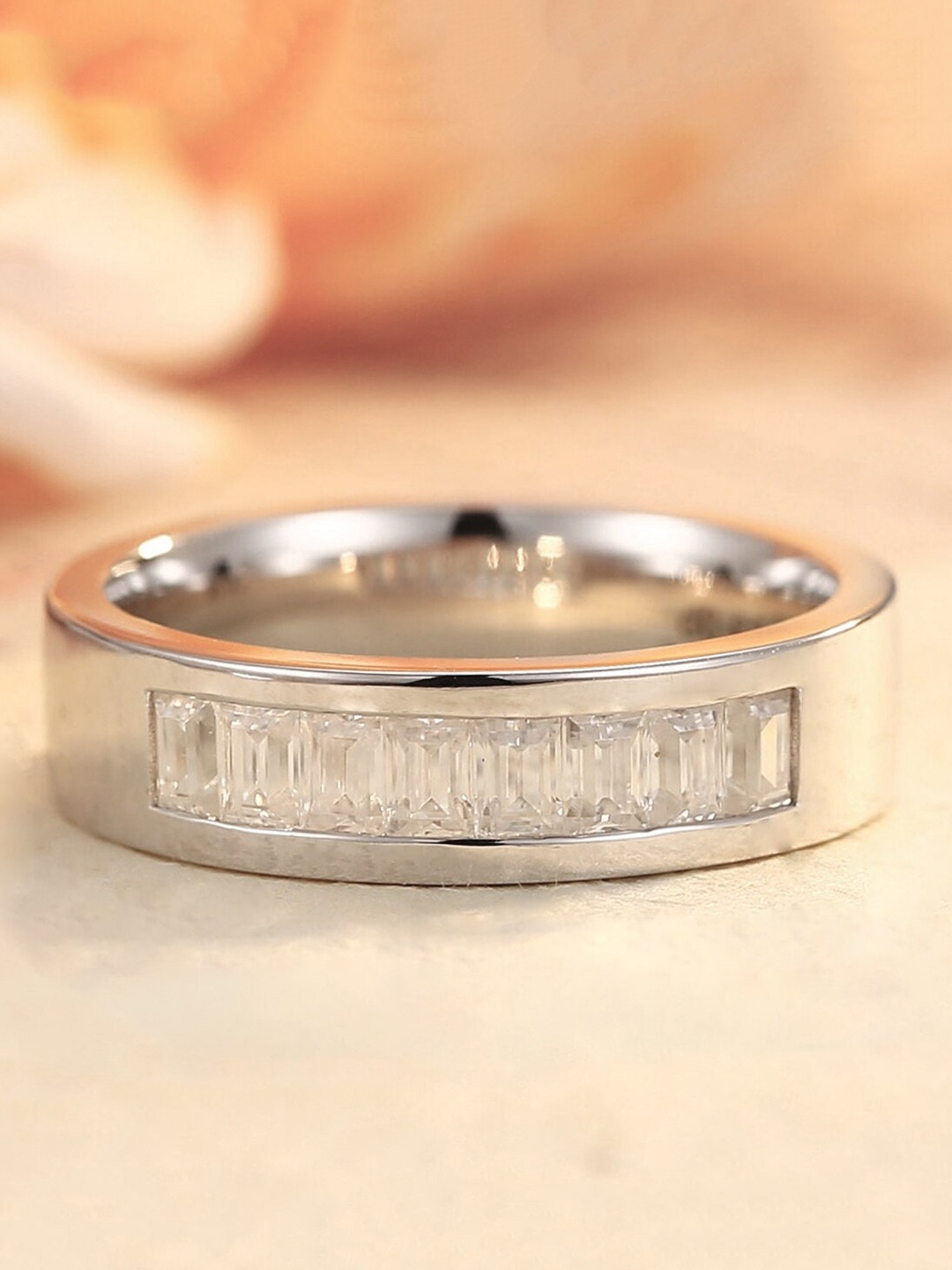 

VIEN Silver-Plated Moissanite-Studded Finger Ring