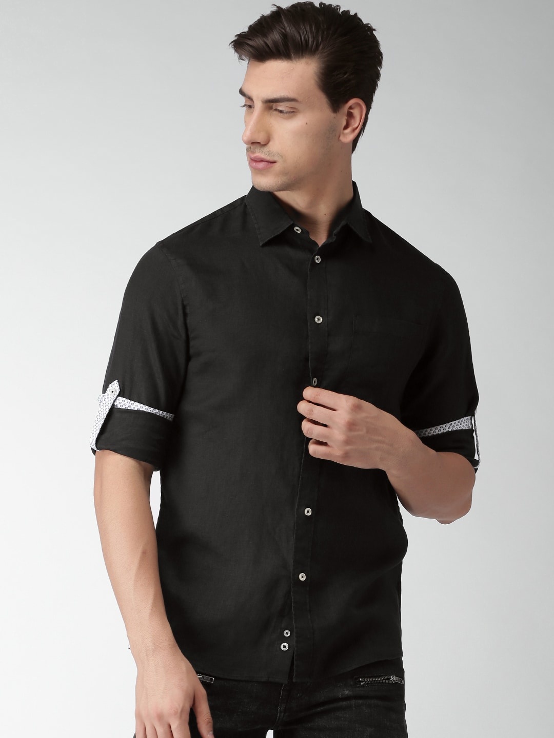 

Celio Men Black Regular Fit Solid Casual Pure Linen Sustainable Shirt