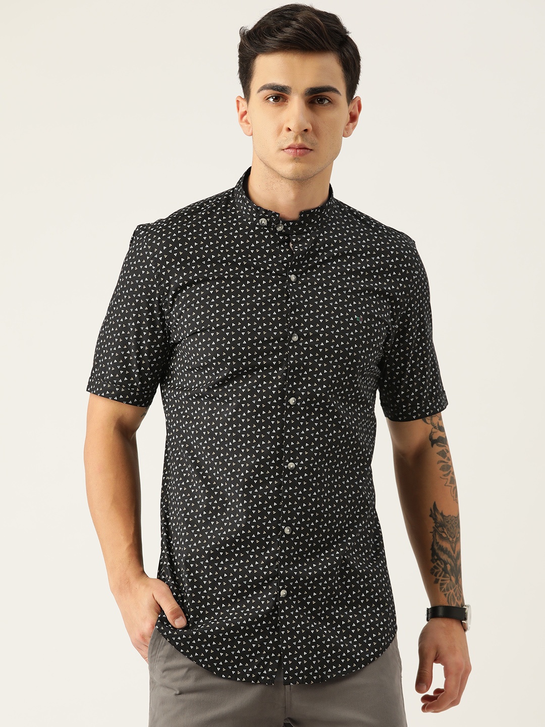 

Peter England Casuals Men Printed Slim Fit Shirt, Black