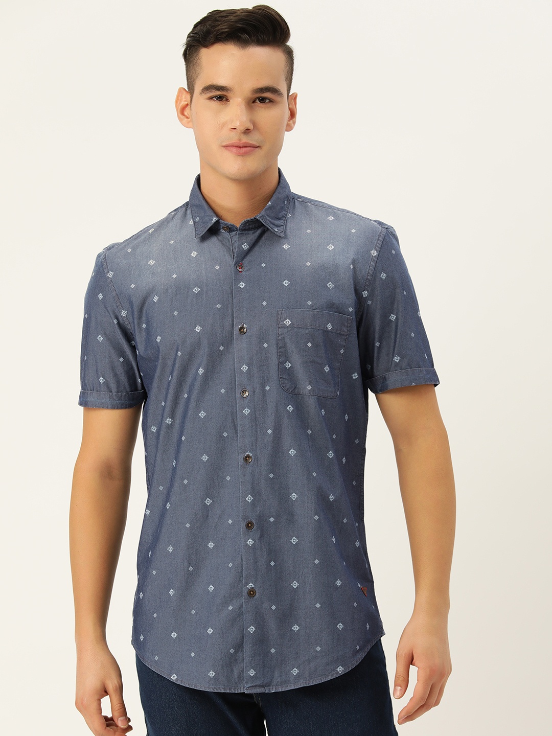 

Peter England Casuals Men Printed Slim Fit Pure Cotton Casual Shirt, Charcoal