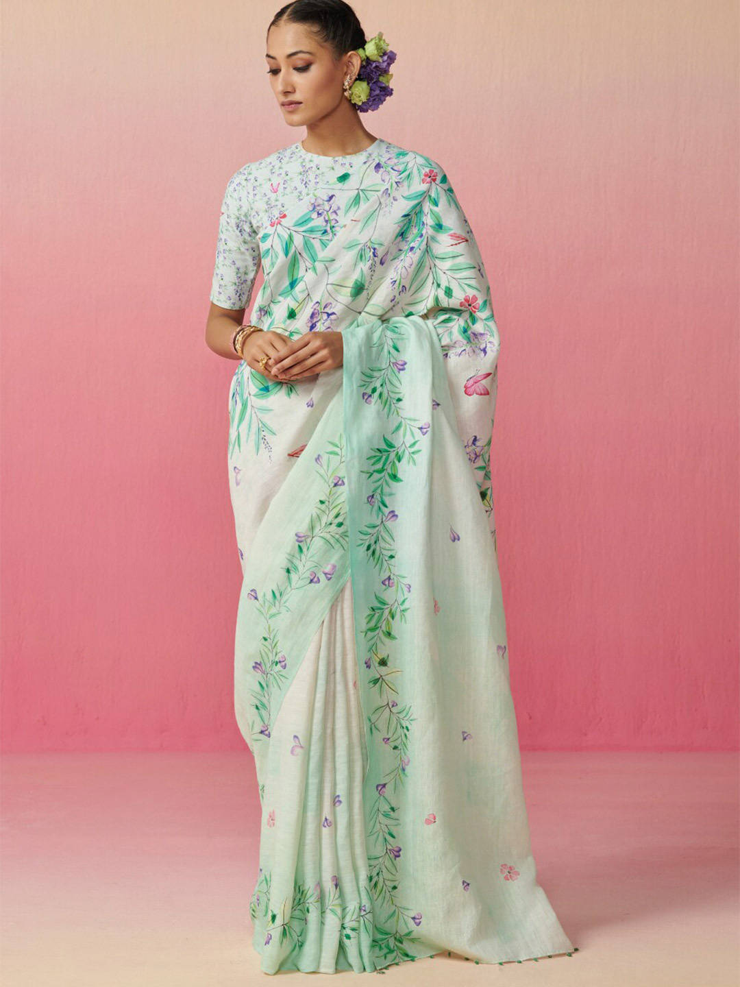 

Dressfolk Floral Printed Pure Linen Saree, Blue