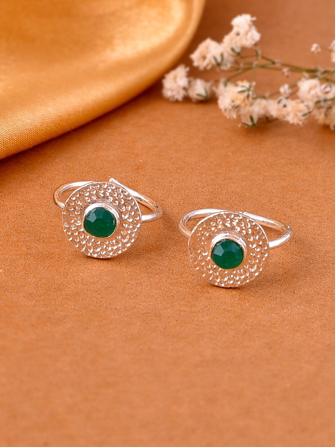 

Silvermerc Designs Silver-Plated Stone-Studded Toe Rings