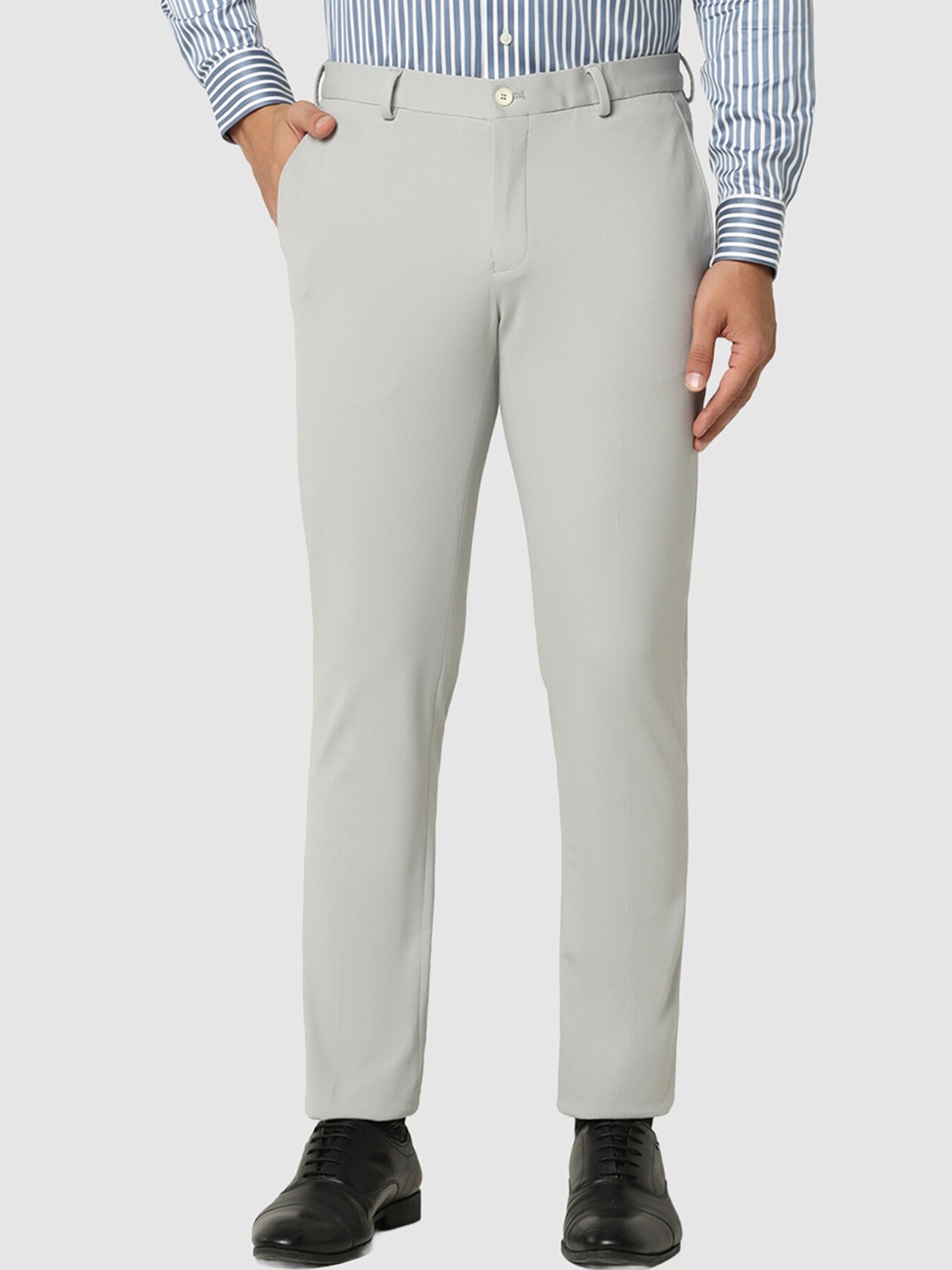 

Blackberrys Men Slim Fit Low-Rise Trousers, Grey
