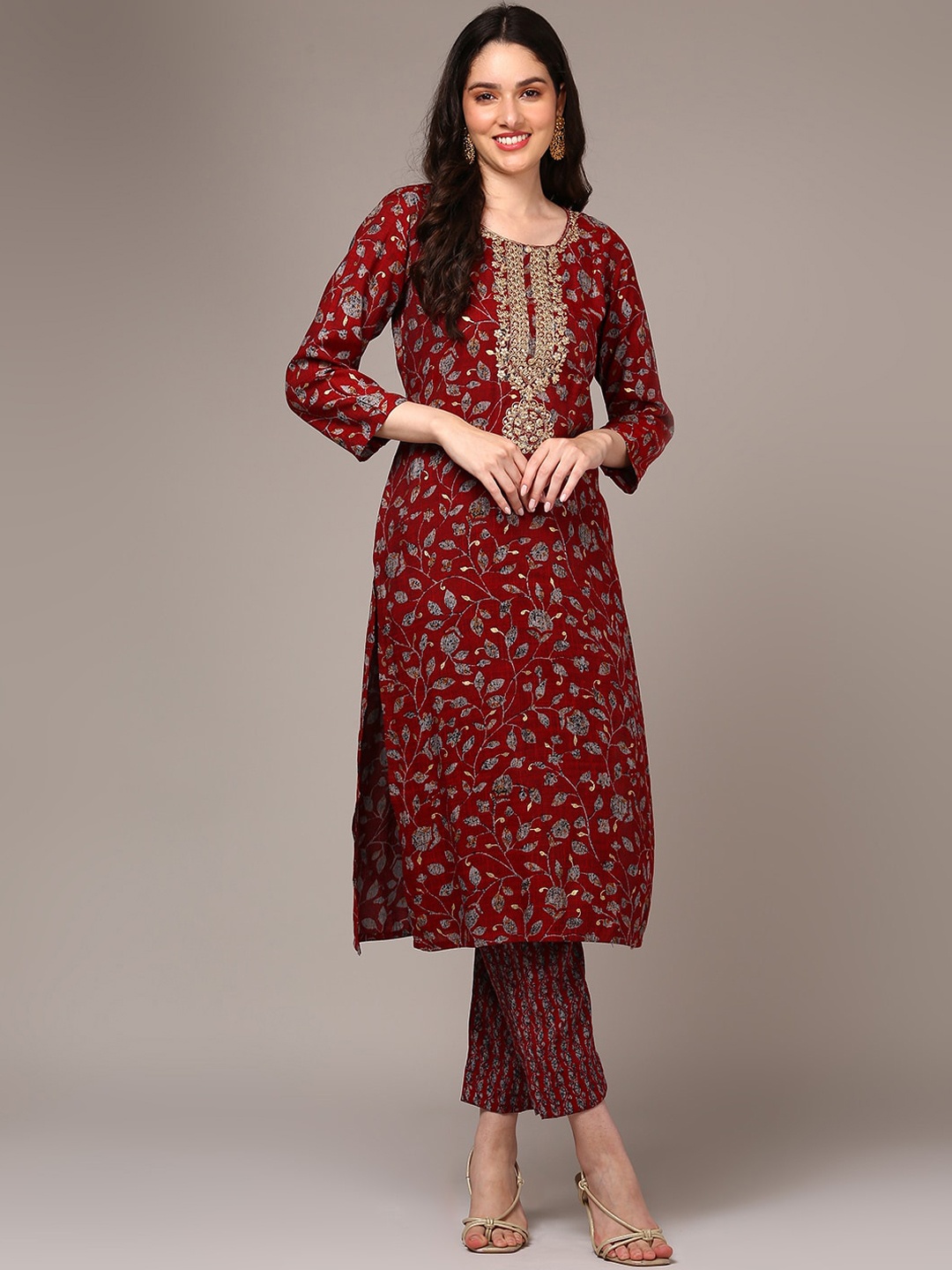 

AHIKA Ethnic Motifs Printed Thread Work Straight Kurta, Red