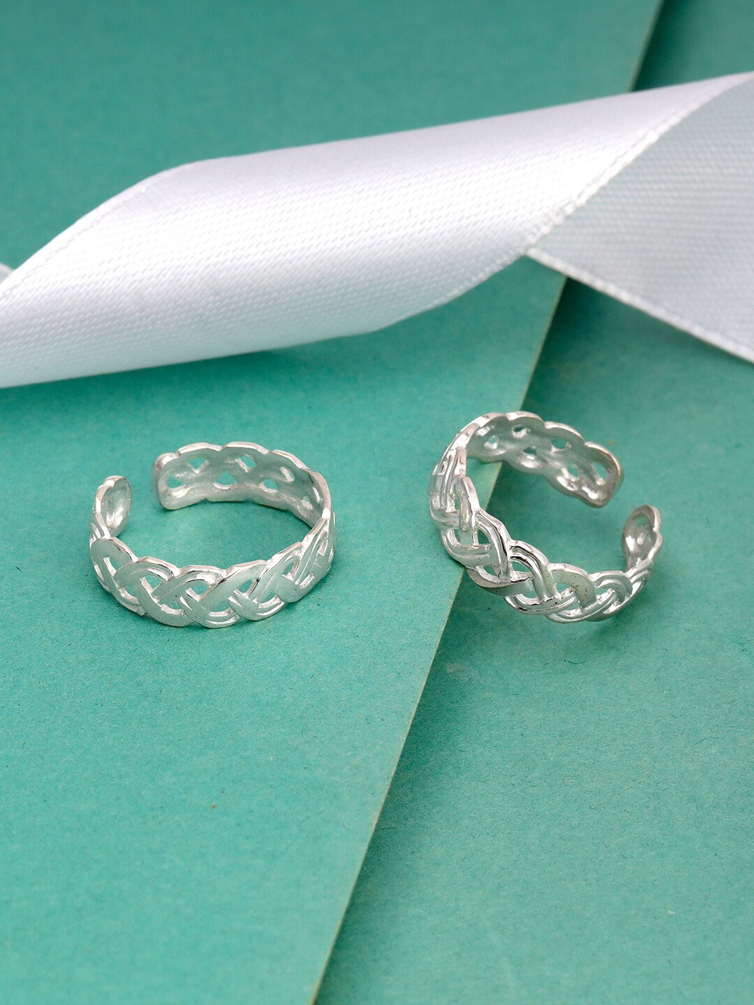 

GIVA Set of 2 Rhodium Plated Adjustable 925 Sterling Silver Toe Rings