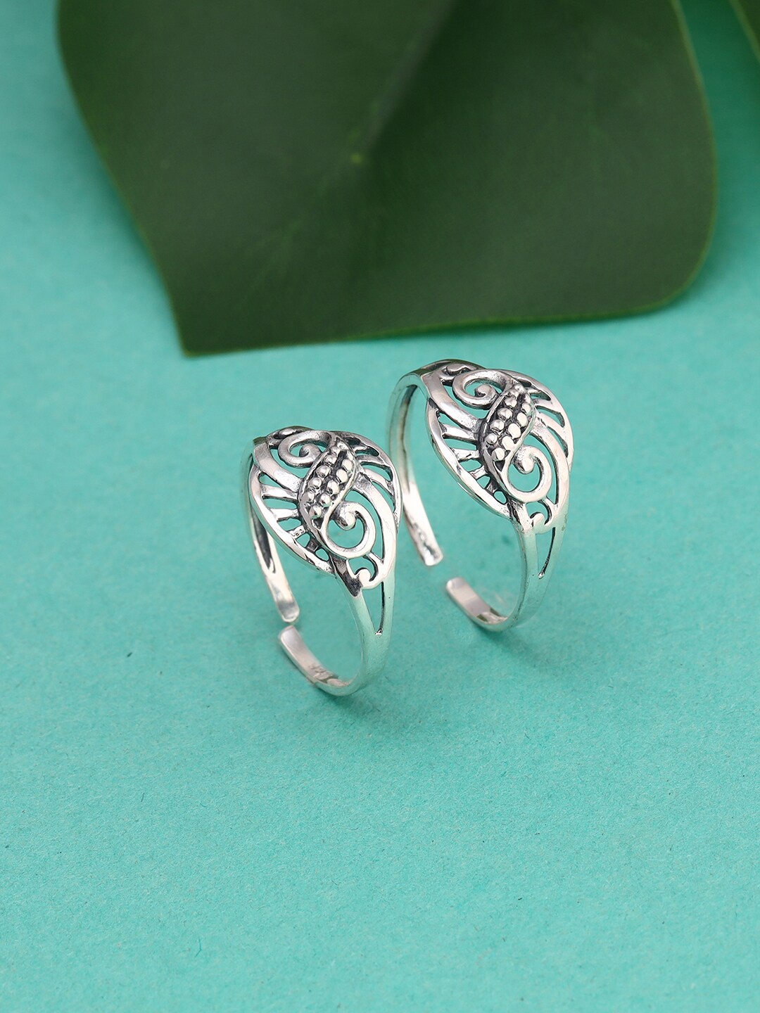 

GIVA Set of 2 Rhodium Plated Adjustable 925 Sterling Silver Toe Rings