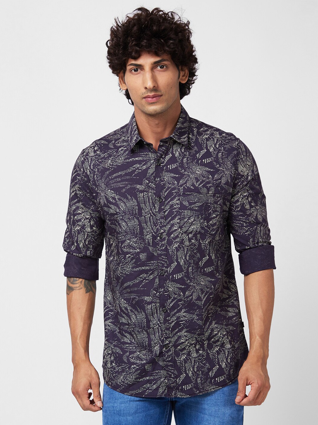 

SPYKAR Slim Fit Abstract Printed Casual Shirt, Blue