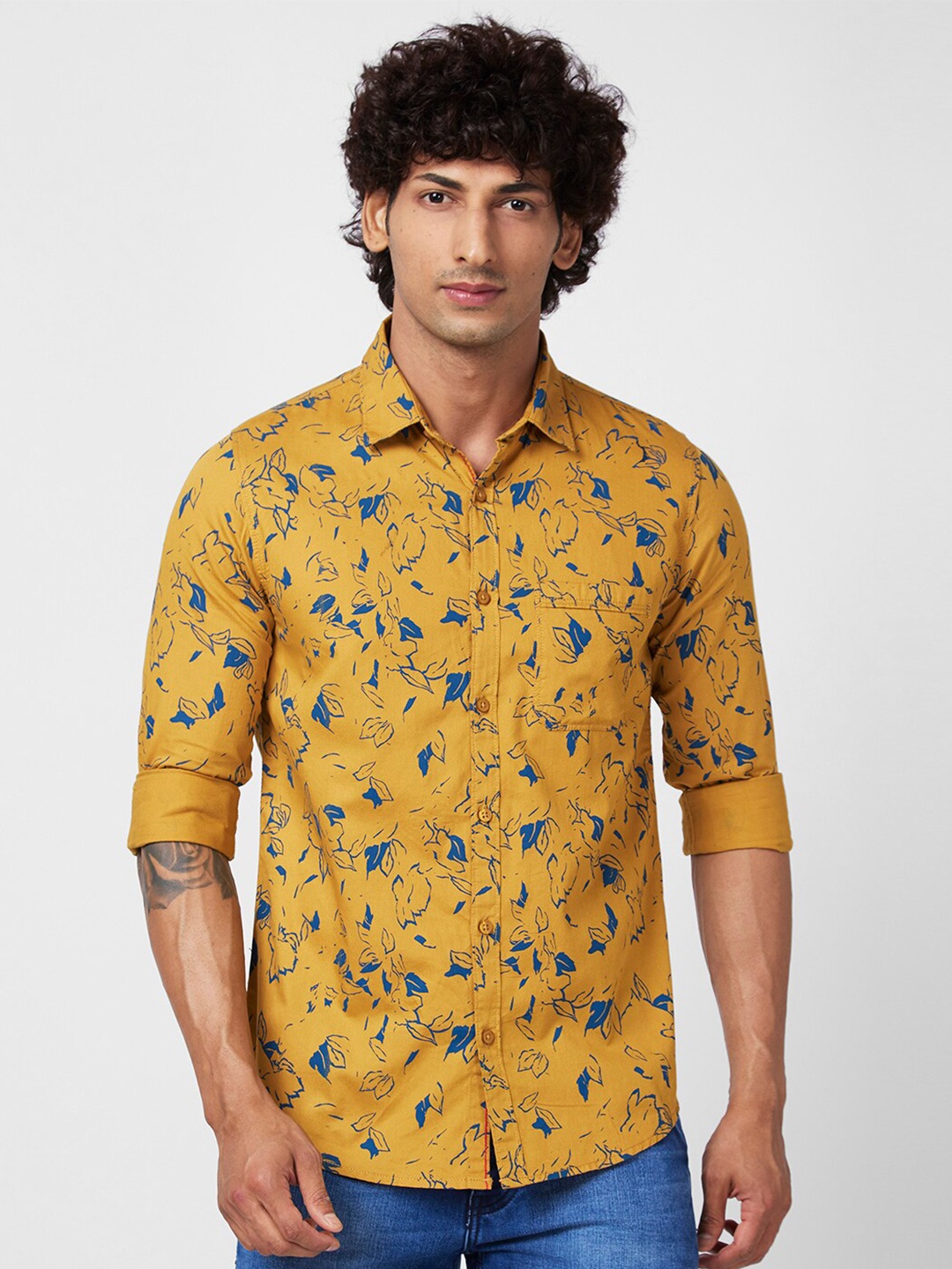 

SPYKAR Slim Fit Floral Abstract Printed Cotton Casual Shirt, Mustard