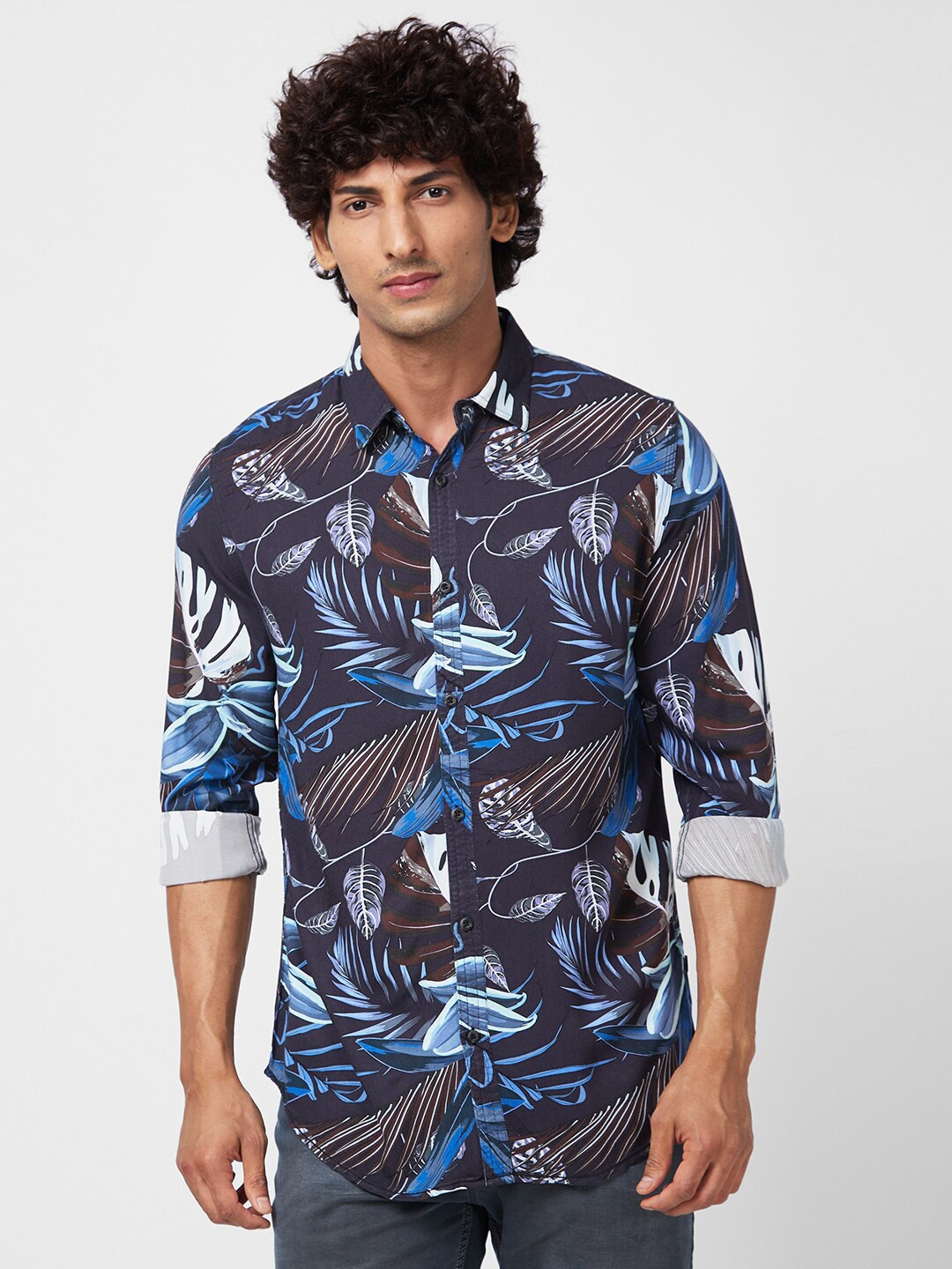 

SPYKAR Slim Fit Floral Printed Casual Shirt, Blue