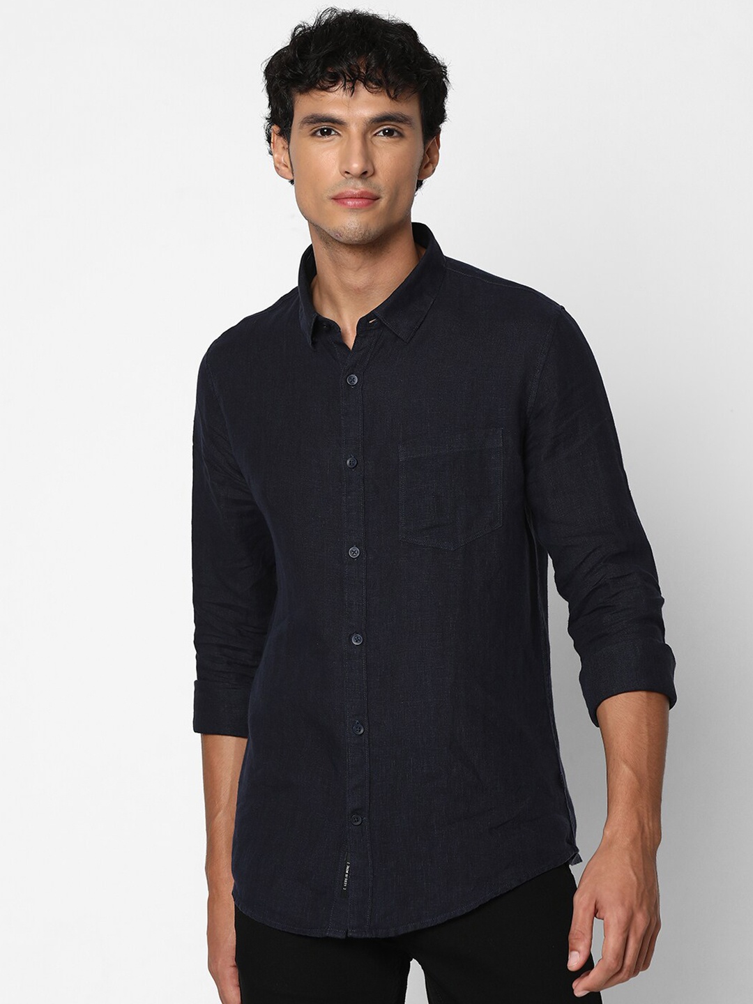 

SPYKAR Slim Fit Opaque Linen Casual Shirt, Navy blue