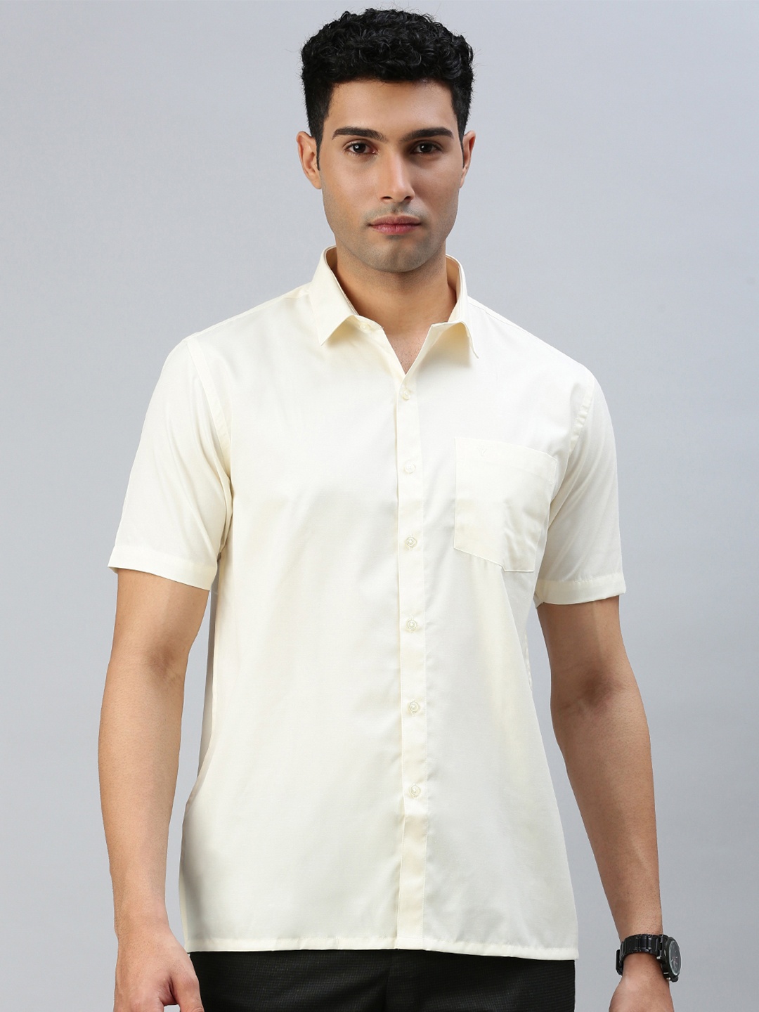 

Ramraj Classic Opaque Cotton Casual Shirt, Cream