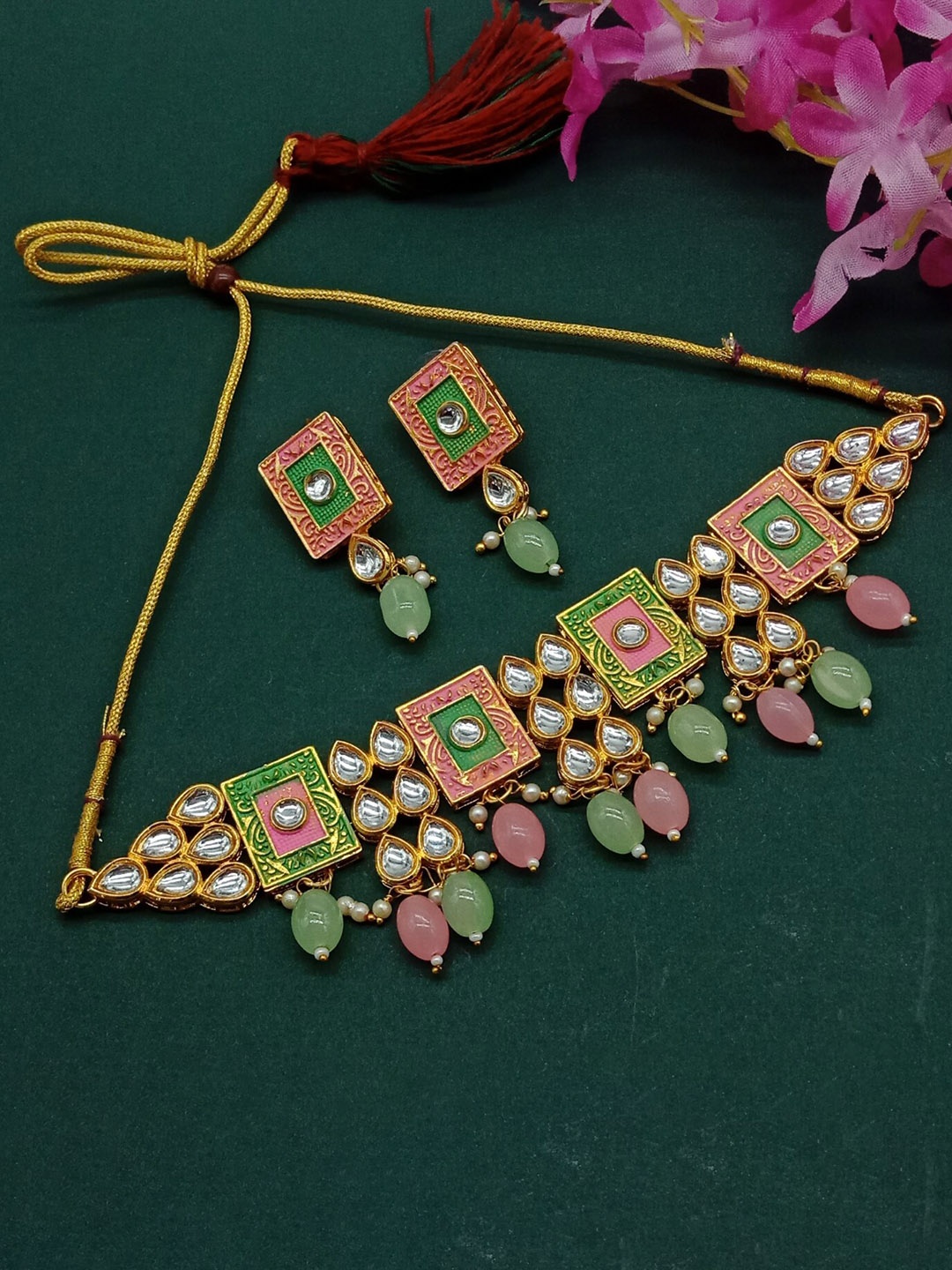 

AASHISH IMITATION Gold-Plated Kundan-Studded & Beaded Necklace With Earrings