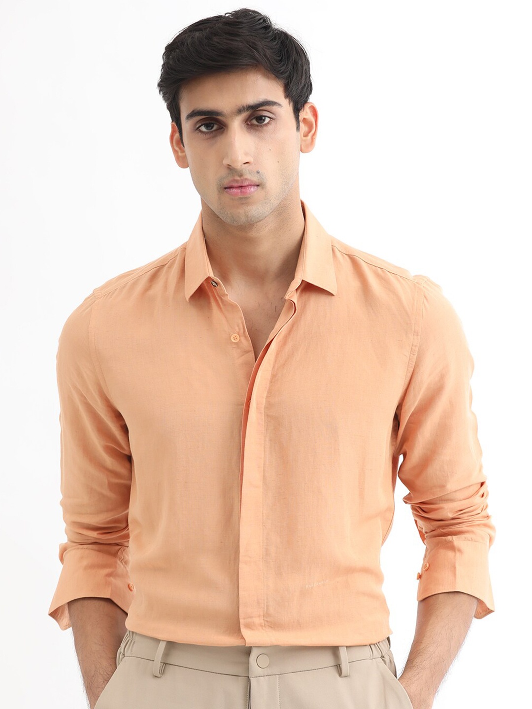 

RARE RABBIT Men Throner Slim Fit Spread Collar Cotton Shirt, Orange