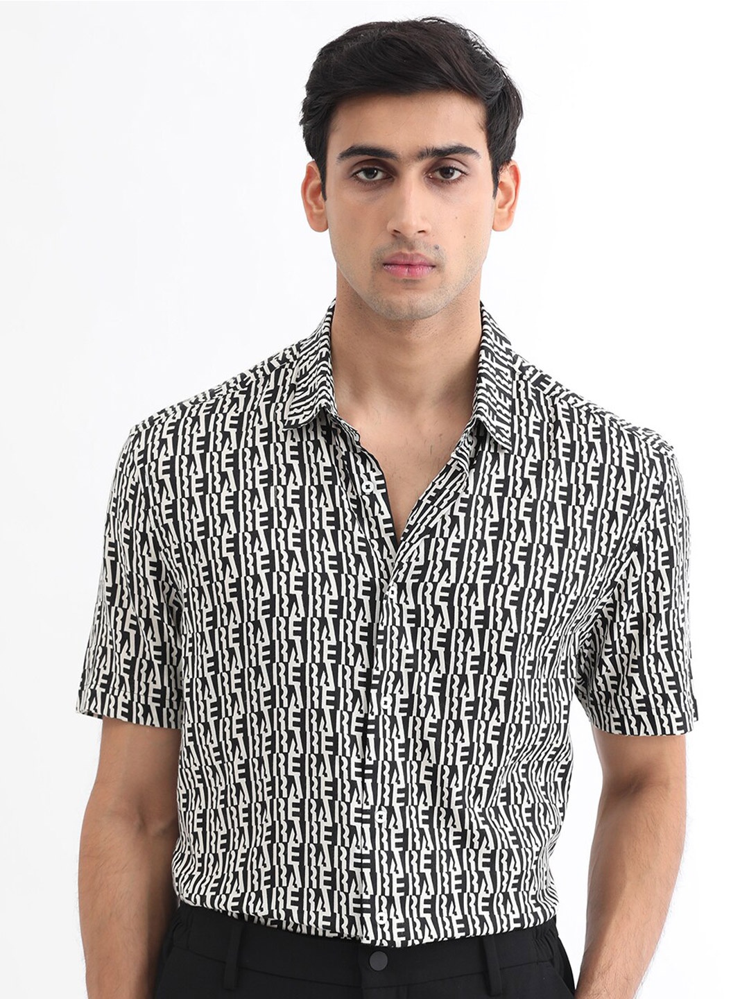

RARE RABBIT Men Paso Slim Fit Opaque Printed Shirt, Black